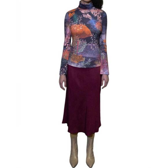 NEW UNTITLED IN MOTION orma turtleneck top in tramuntana - Picture 2 of 3